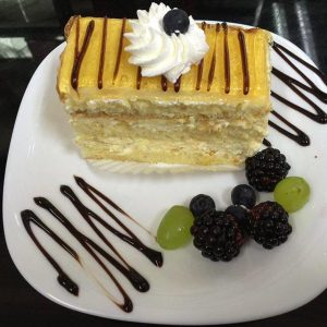 Prajitura cu caise si frisca nr 1012