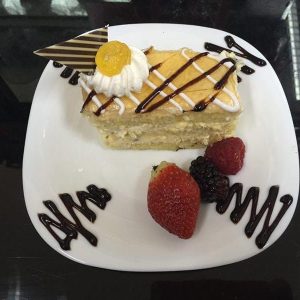 Prajitura cu caise si frisca nr 1011