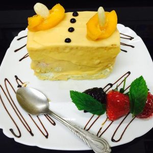 Prajitura cu caise si lamaie nr 1013