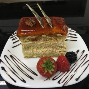 Prajitura cu caramel si frisca nr 1034