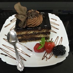 Prajitura cu ciocolata si mure nr 1051