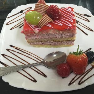 Prajitura cu zmeura si frisca nr 1158