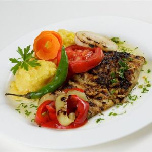 Saramura de crap si legume mixte