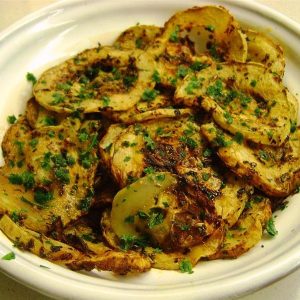 Dovlecei la gratar cu usturoi