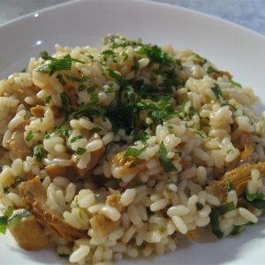 Orez cu ciuperci si usturoi