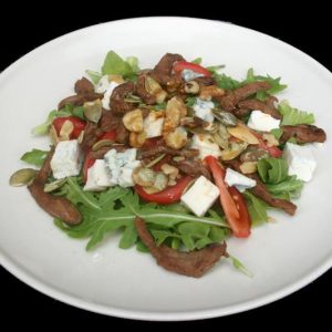 Salata cu carne de vita si rucola