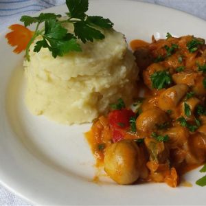 Tocanita de ciuperci cu piure