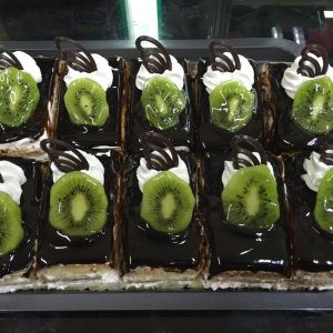 Prajitura cu crema de kiwi si ciocolata nr 2s