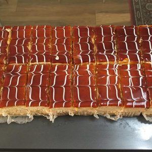Prajitura cu crema de caramel si frisca nr 2r